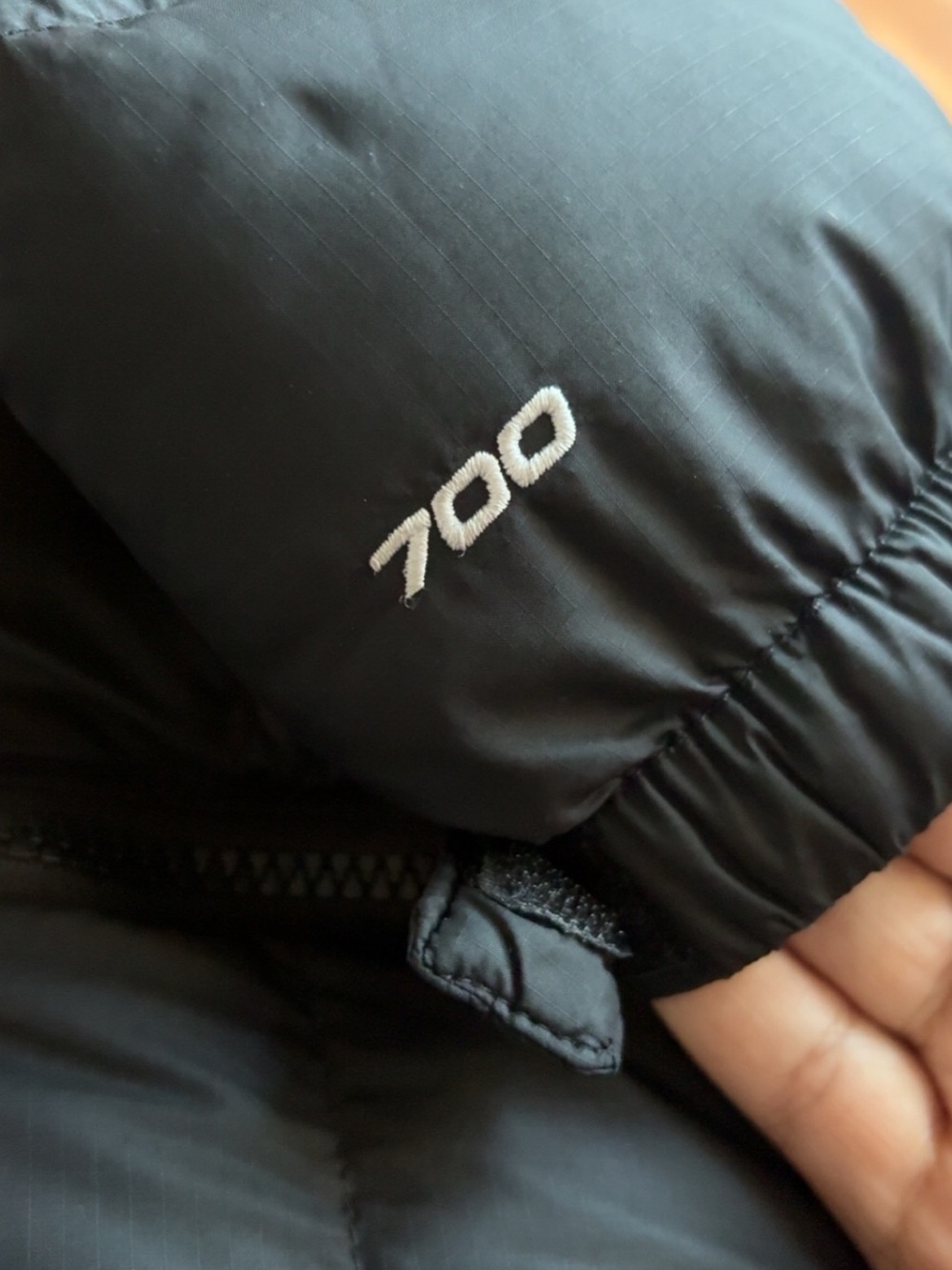 The North Face Black Puffer Jacket - Picture 8 of 9